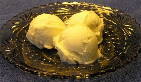 vaniljglass recept med glassmaskin